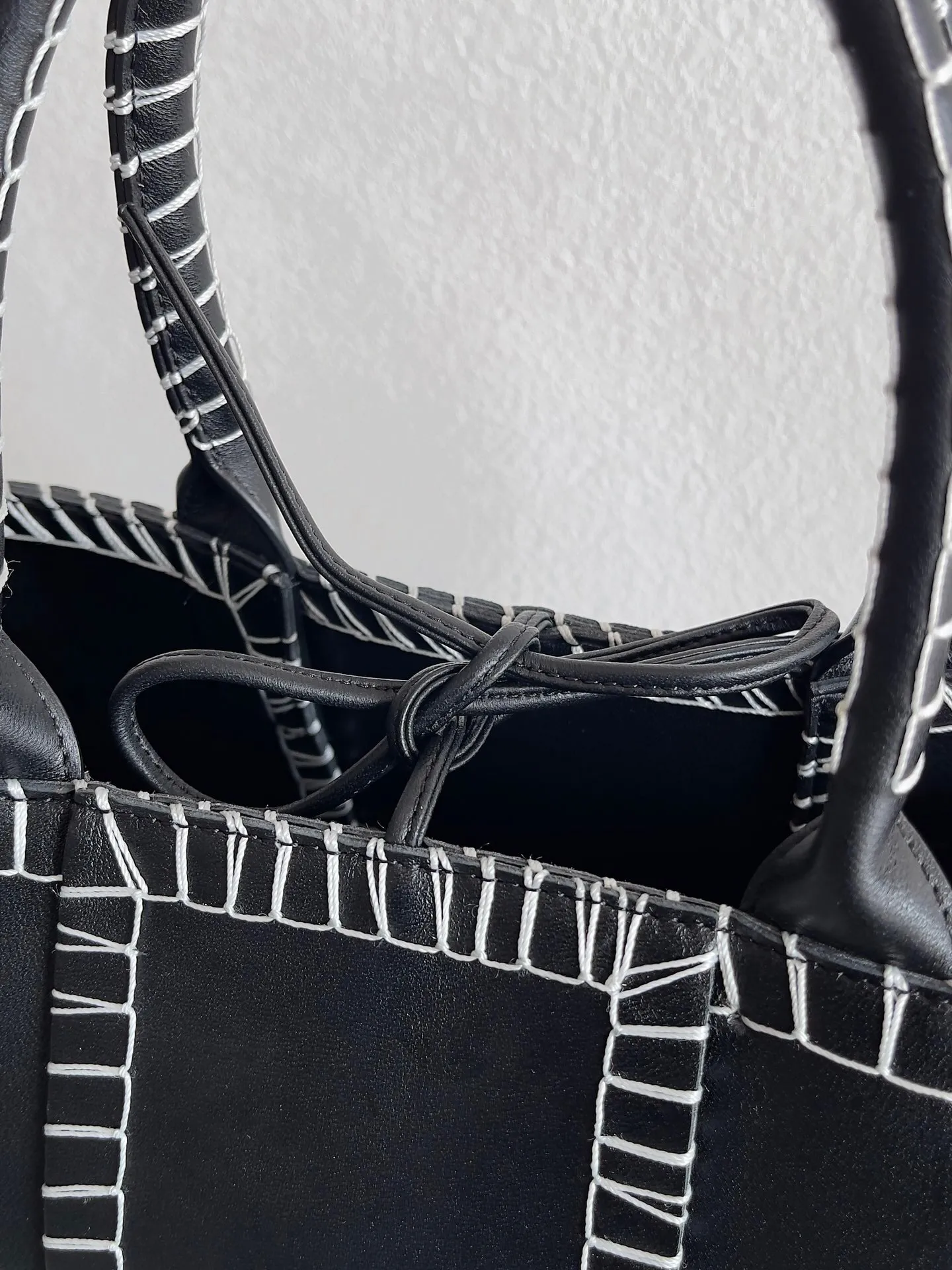 All categories 💚 Authentic bags 💚 BV 2025 new style 𝗕𝗼𝘁𝘁𝗲𝗴𝗮 𝗩𝗲𝗻𝗲𝘁𝗮 Tote bag